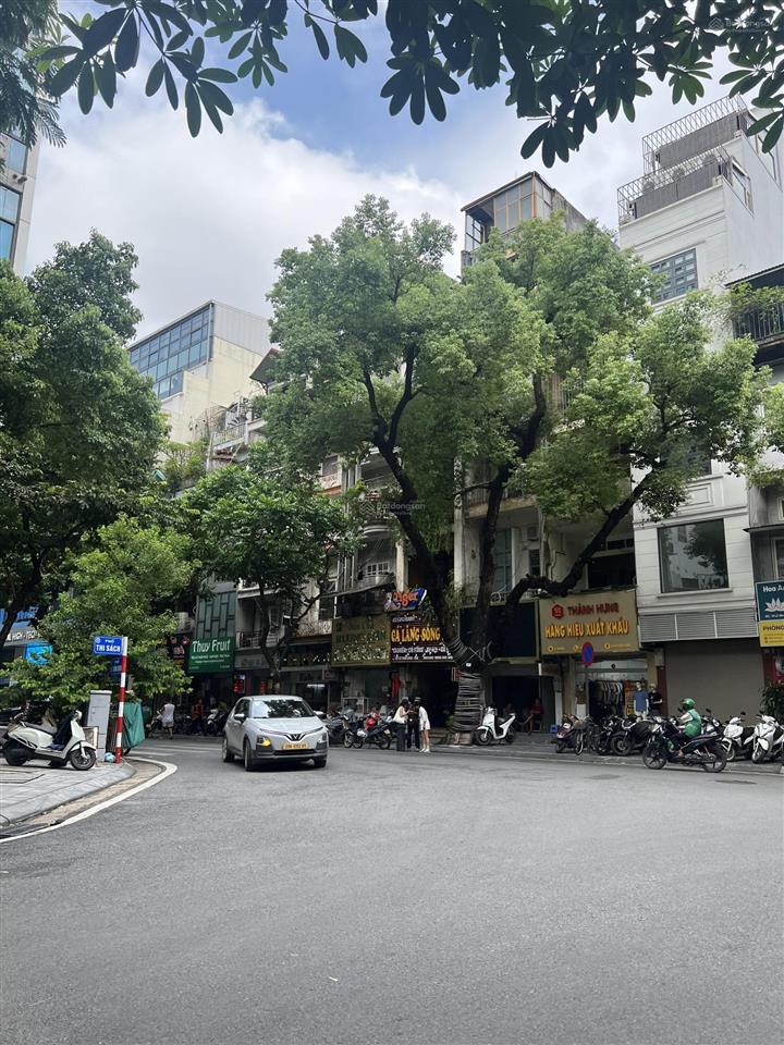 Bán tòa nhà mp lê văn hưu, dt 365m2, mt 11,5 m, xây 8t, 1 hầm 0916 448 ***