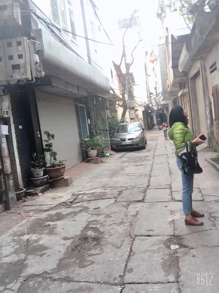 Cho thuê nhà 45m2 x 3 tầng ô tô đỗ cửa tiện ở làm văn phòng, kinh doanh online, kho phố nghĩa dũng