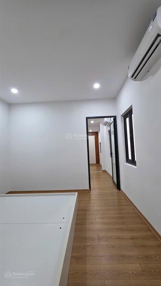 Bán nhà riêng dt 54,8m x3 t nhà đẹp mt rộng 10m ngõ ô tô thông tiện ở kd,vp phố hoàng ngọc phách