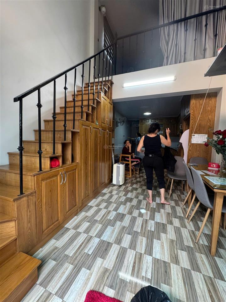 Bàn nhà 35m 1 tầng có gác lửng nhà đẹp sịn tiện ở kinh doanh ngõ ô tô tải phố ba la phú la hà đông