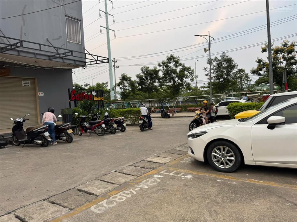 Bán căn hộ kinh doanh thương mại tầng 1 dt 70m2 tiện ở kd, vp sổ hồng khu nhà ở xh khu cn hòa khánh
