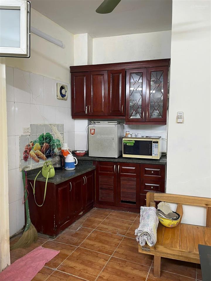 Bán nhà cấp 4 2 tầng dt 53m ngay trung tâm phố hàng bài cách hồ gươm 500m tiện ở, kd onl, căn hộ dv