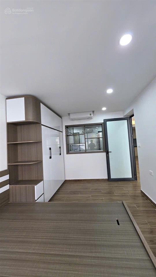 Bán căn hộ tập thể tầng 3 80m2 nhà đẹp nội thất cao cấp tòa nhà mới ô tô đỗ cửa tập thể thành công