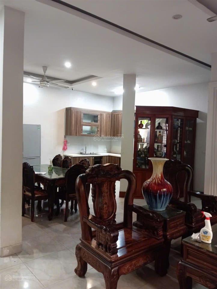 Cho thuê bt 120m2 tại linh đàm, 30 triệu vnd, 6pn, 3wc, 5 tầng, hàng hiếm tại hoàng mai
