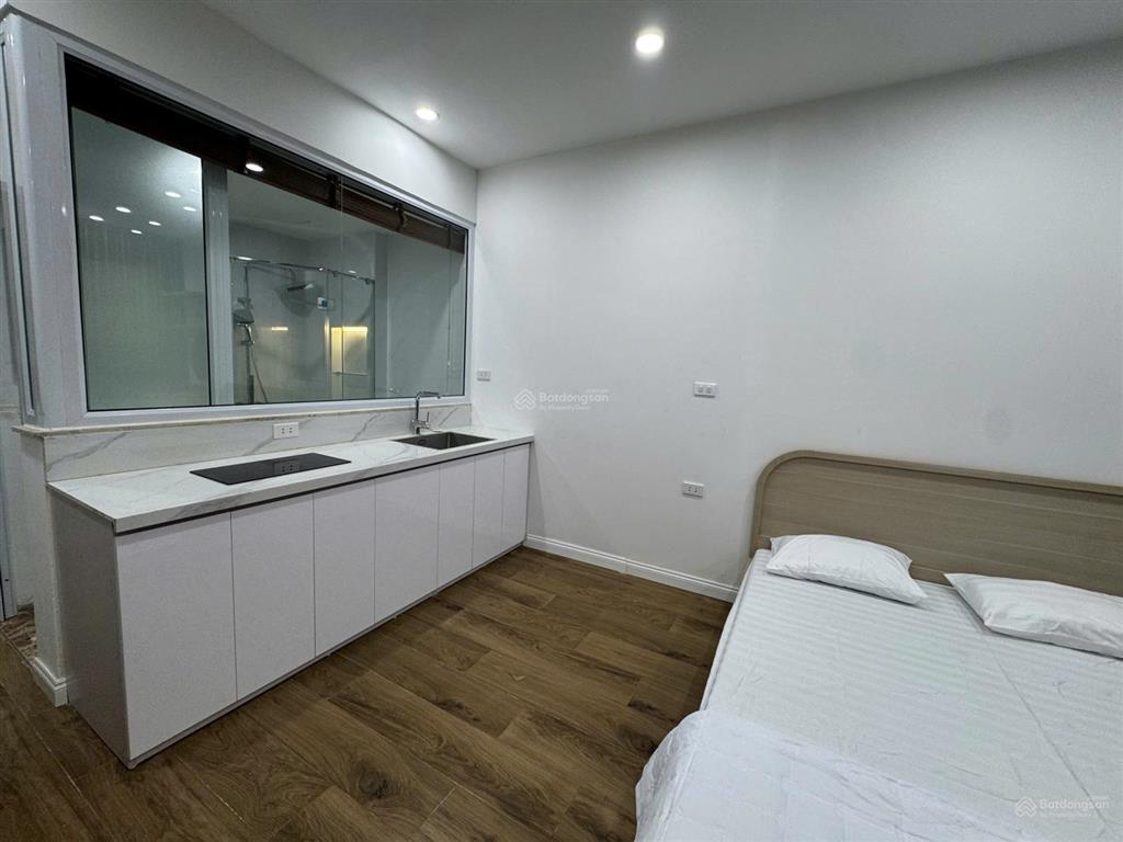 Cho thuê tòa nhà 9 tầng thang máy 496 xã đàn, p. đống đa 7 studio full nội thất, giá 55 tr/1 tháng
