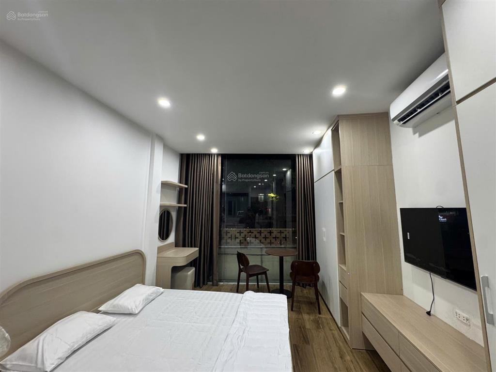 Cho thuê tòa nhà 9 tầng thang máy 496 xã đàn, p. đống đa 7 studio full nội thất, giá 55 tr/1 tháng