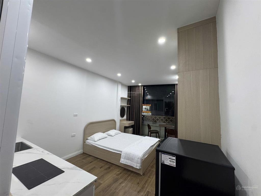 Cho thuê tòa nhà 9 tầng thang máy 496 xã đàn, p. đống đa 7 studio full nội thất, giá 55 tr/1 tháng