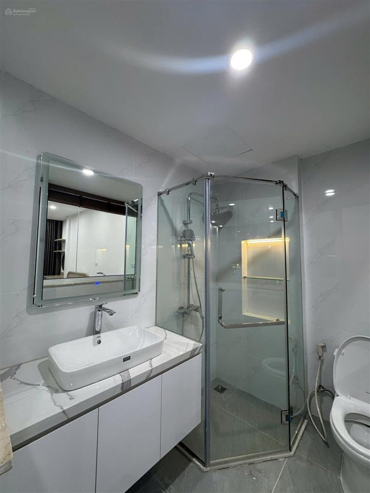 Cho thuê tòa nhà 9 tầng thang máy 496 xã đàn, p. đống đa 7 studio full nội thất, giá 55 tr/1 tháng