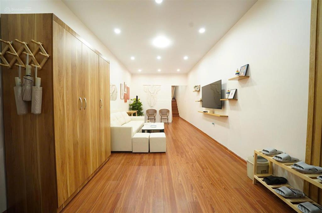 Cho thuê căn hộ homestay phố thợ nhuộm, hoàn kiếm dtsd 120m2, 3pn, full nội thất, giá 16.5tr/tháng