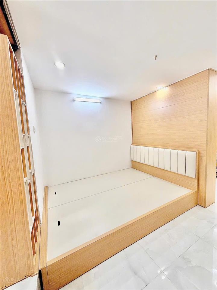 Tài chính 2,8 tỷ chính chủ gửi bán căn hộ tập thể tại lò đúc, hai bà trưng. dt 45m, full nội thất