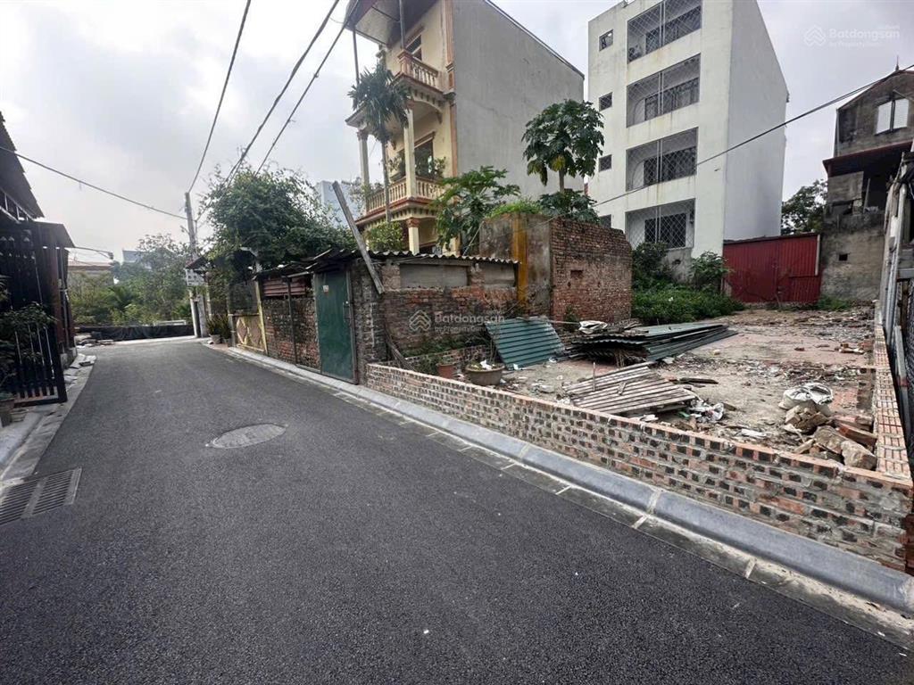 Chính chủ gửi bán đất thổ cư tại vân hội đông anh. diện tích 98m. mặt tiền 5,1m, ô tô tránh