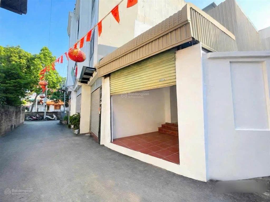 Bán nhà cấp 4 tại phố ninh sơn, thị trấn chúc sơn chương mỹ hà nội, diện tích 47m, giá 3,2 tỷ.