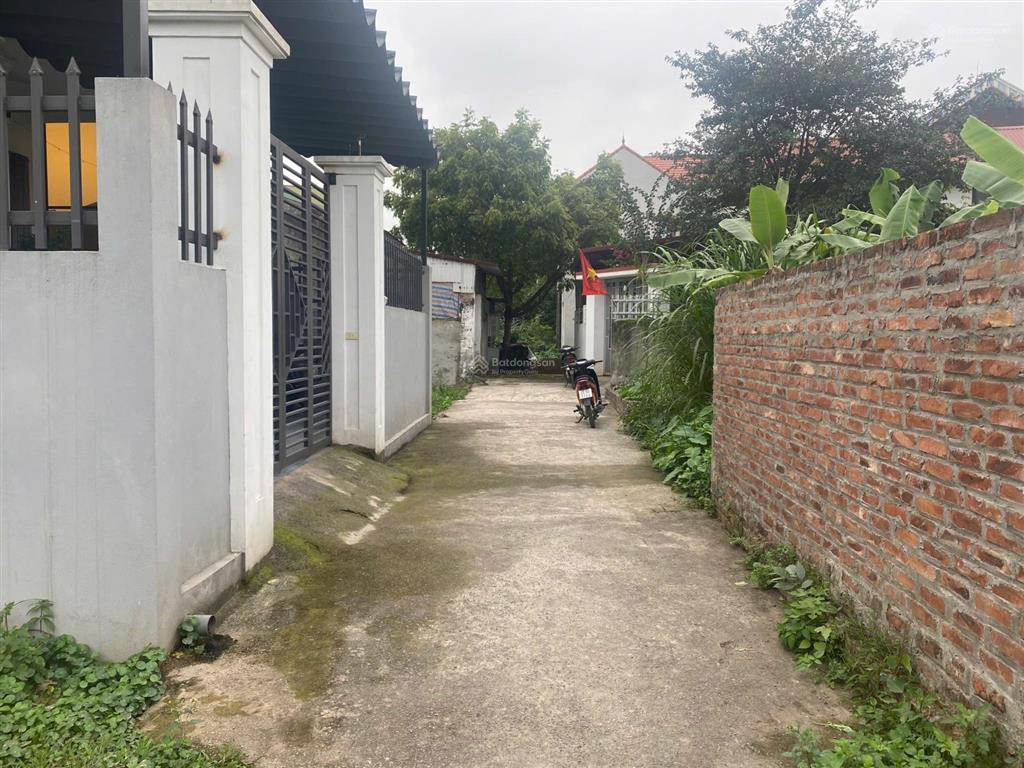 Bán đất thổ cư, diện tích 37m, vị trí đẹp gần chợ phượng nghĩa, trường học. giá 2,1 tỷ