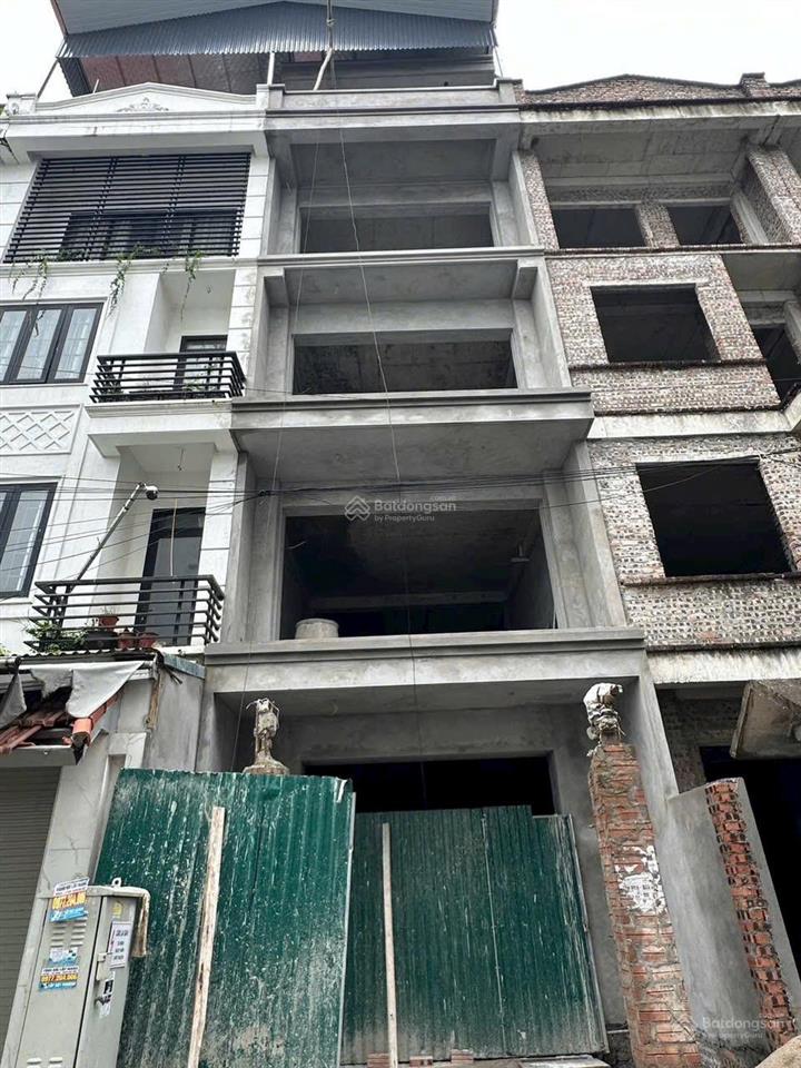 Bán nhà liền kề 4,5 tầng hoàn thiện thô tại lộc ninh, thị trấn chúc sơn. diện tích 68m², giá 11 tỷ
