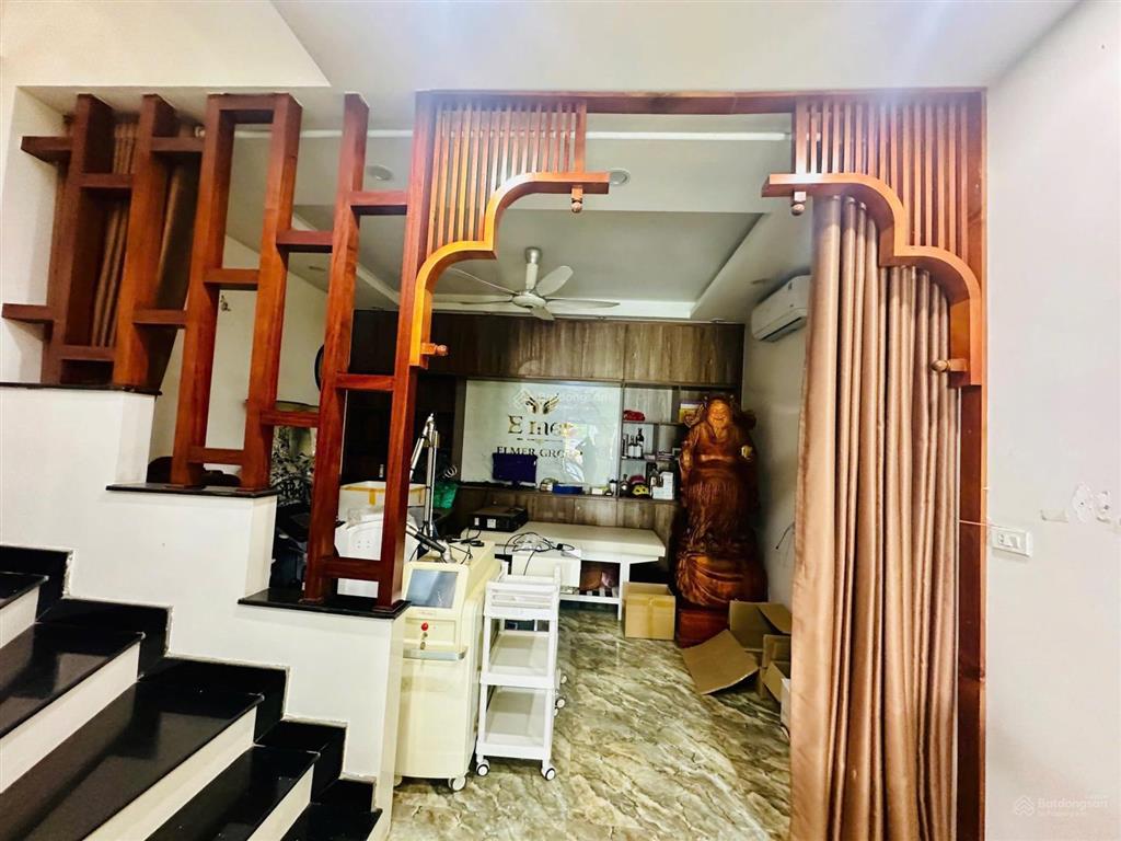 Bán nhà 5 tầng liền kề khu đô thị lộc ninh, thị trấn chúc sơn. dt 68m, mt 4,5m, giá chỉ 12,5 tỷ