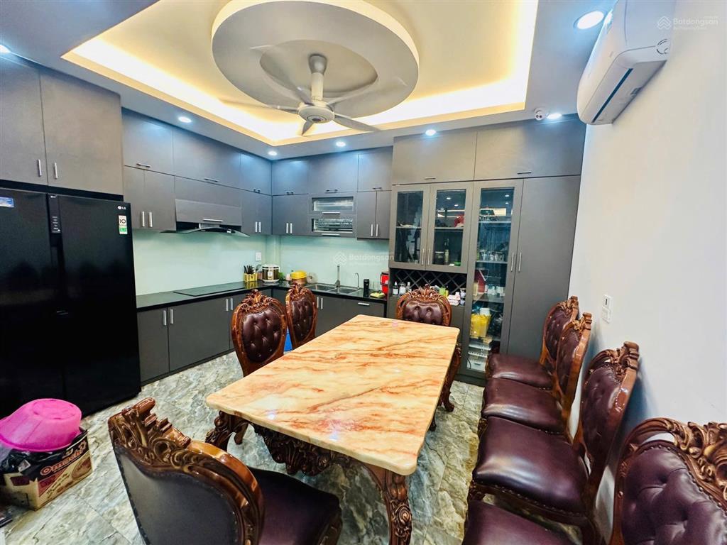Bán nhà 5 tầng liền kề khu đô thị lộc ninh, thị trấn chúc sơn. dt 68m, mt 4,5m, giá chỉ 12,5 tỷ