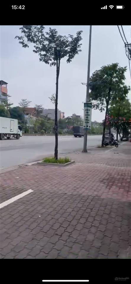 Bán nhà mặt đường đối diện bưu điện chúc sơn ql6
diện tích 105m. đường rộng 60m, kinh doanh đỉnh.