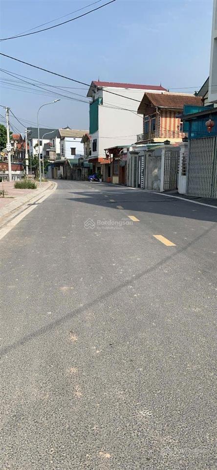 Bán nhà gần chợ thị trấn chúc sơn, chương mỹ.
nhà 2 tầng, diện tích 41m, ngõ rộng thông, giá 3,2 tỷ