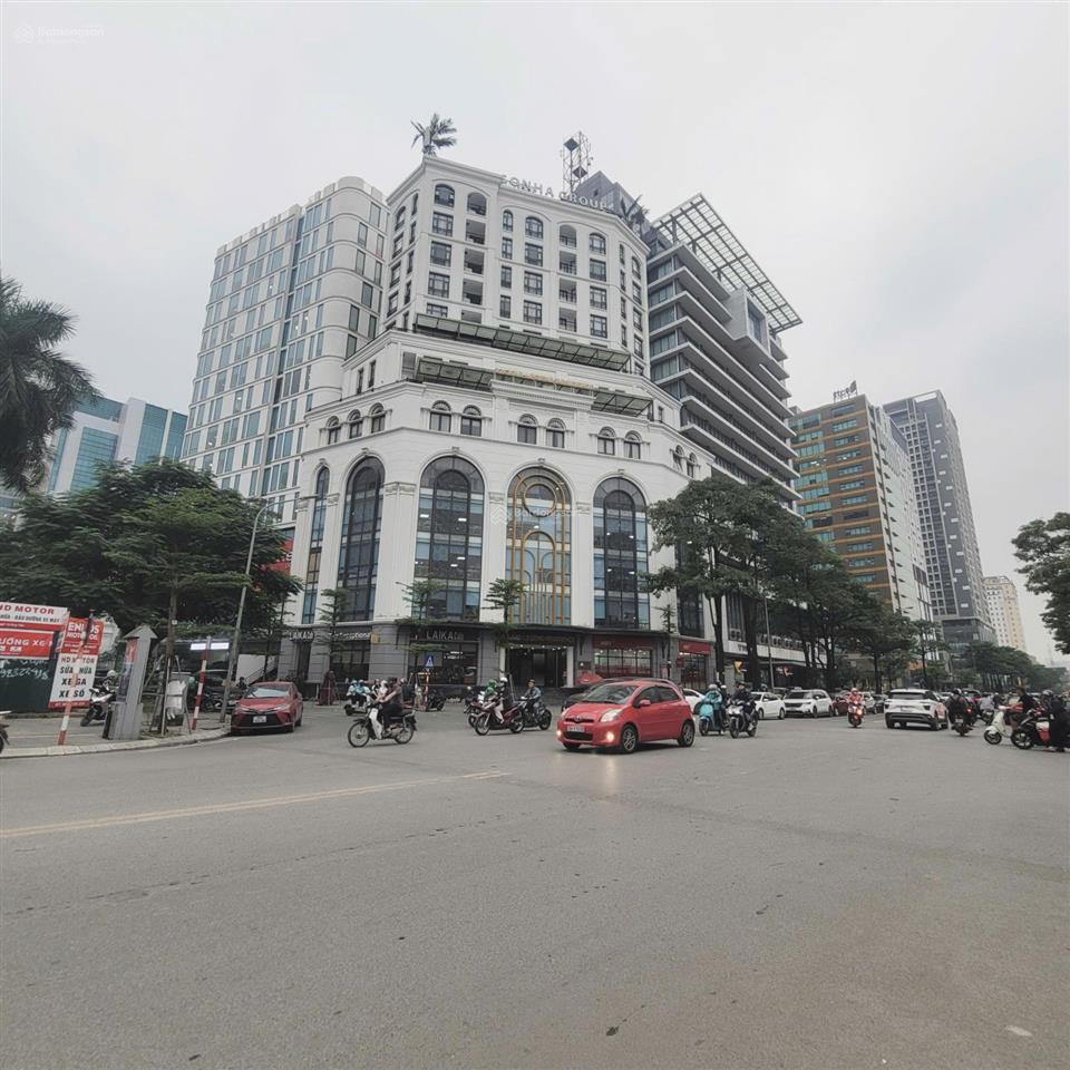 Siêu phẩm! mặt phố hoàng quốc việt, building hạng a, lô góc 3 mặt thoáng, dòng tiền 6 tỷ/năm