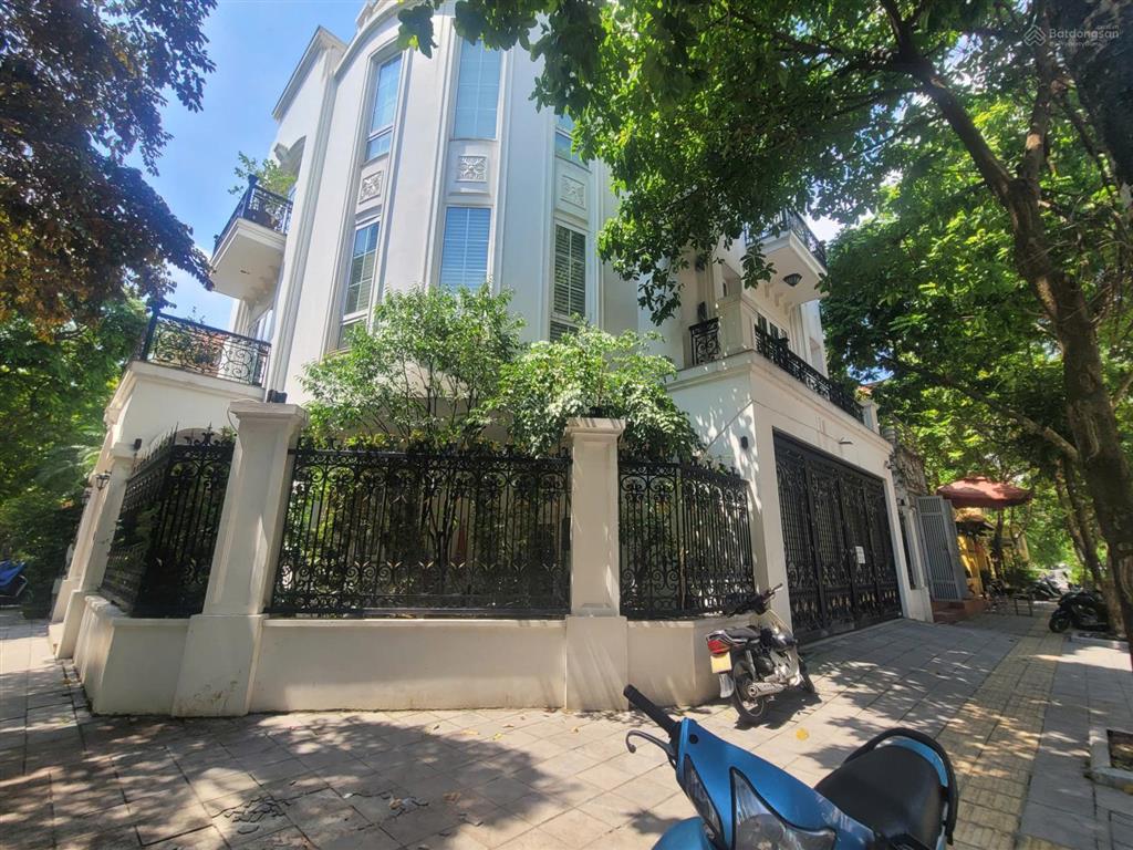 Siêu phẩm phố đỗ nhuận, nhà mới 7 tầng, thang máy, gara ô tô, vị trí cực đẹp