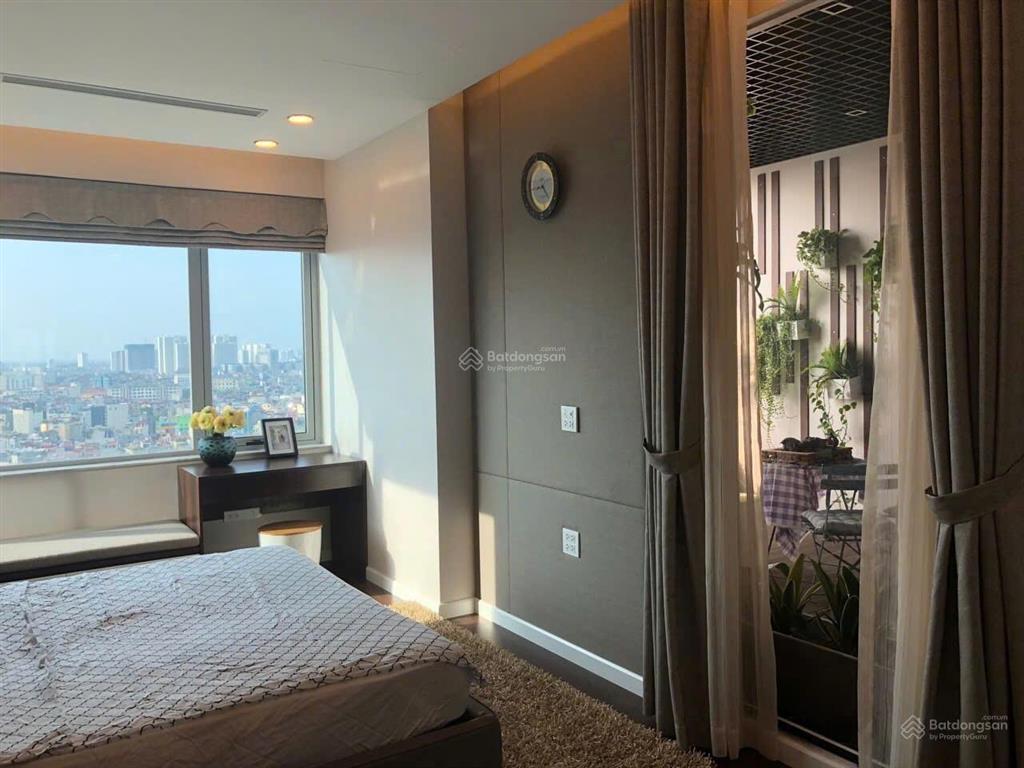 Hạ chào 6 tỷ! siêu phẩm ba đình phố giang văn minh, thang máy, ô tô tránh, vị trí vàng