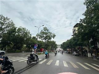 Đất vàng hàng bài, quỹ đất kim cương giữa lõi hồ gươm, tài sản riêng