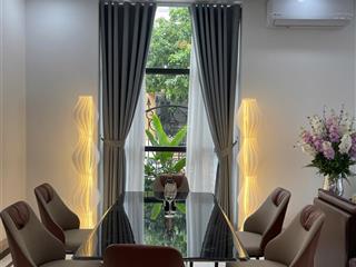 Mặt phố tây hồ vip nhất quận tây hồ, khu phố tây, sầm uất nhất hà nội