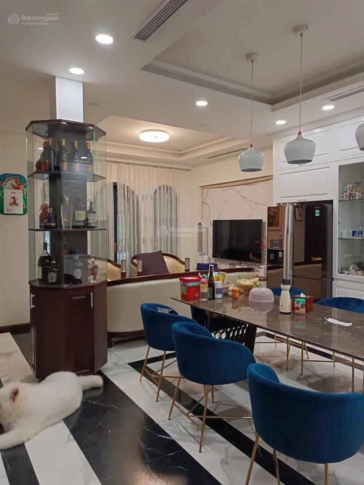 Cực phẩm nguyễn đình thi, sát hồ tây, ô tô tránh vào tận nhà, mặt tiền rộng, vị trí hiếm có