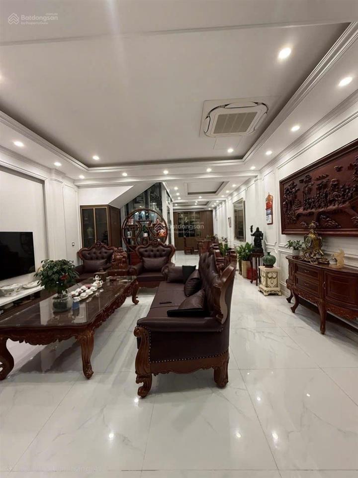 Nhà kim mã thượng 2 mặt tiền, ô tô thông, cách hồ tây chỉ 200m, ở hay cho thuê đều đẹp