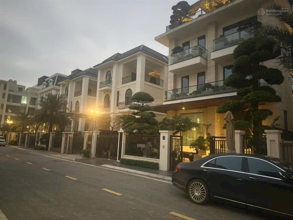 Biệt thự starlake giai đoạn 2, 240m², vị trí đẹp, không gian sống đẳng cấp