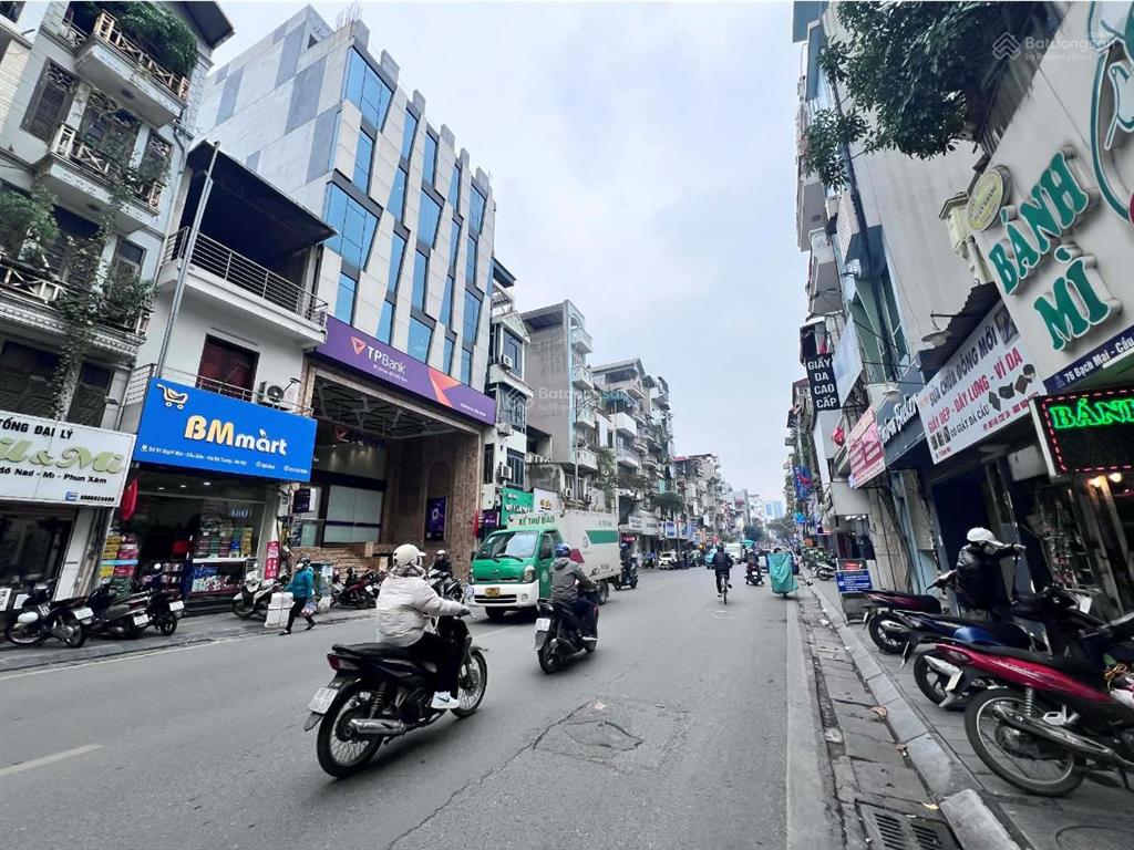 Bán tòa nhà 450m2x9 tầng mt 14m dòng tiền 6 tỷ bạch mai