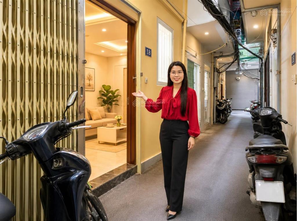 Bán nhà riêng 5 tầng tôn đức thắng, 3 phòng, chỉ hơn 4 tỷ