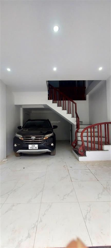 Tôi chính chủ, bán căn nhà tổ 10, yên nghĩa, 43m2, 5 tầng, có gara ô tô, 7.5 tỷ