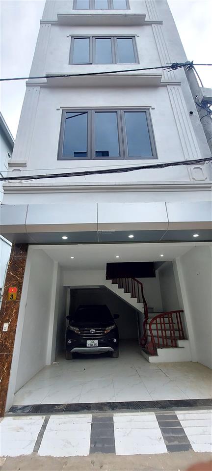 Tôi chính chủ, bán căn nhà tổ 10, yên nghĩa, 43m2, 5 tầng, có gara ô tô, 7.5 tỷ