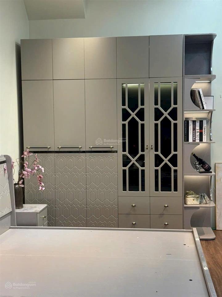Tôi chính chủ, bán căn nhà tổ 10, yên nghĩa, 43m2, 5 tầng, có gara ô tô, 7.5 tỷ