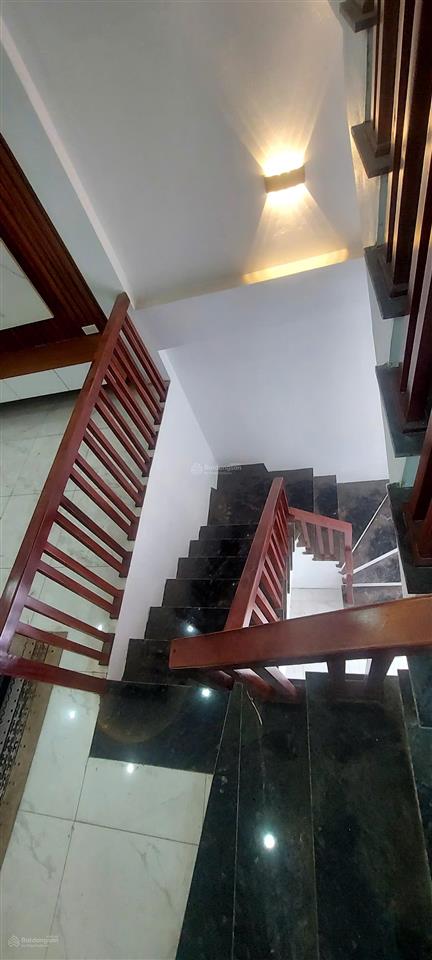 Tổ 10, yên nghĩa, gara ô tô tô, 4 ngủ, đủ đồ, 10 triệu