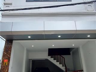Tổ 10, yên nghĩa, gara ô tô tô, 4 ngủ, đủ đồ, 10 triệu