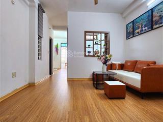 Bán gấp căn ccmn tt thanh xuân,3 pn , có cửa sổ và ban công cực thoáng, nhà đẹp ở ngay.