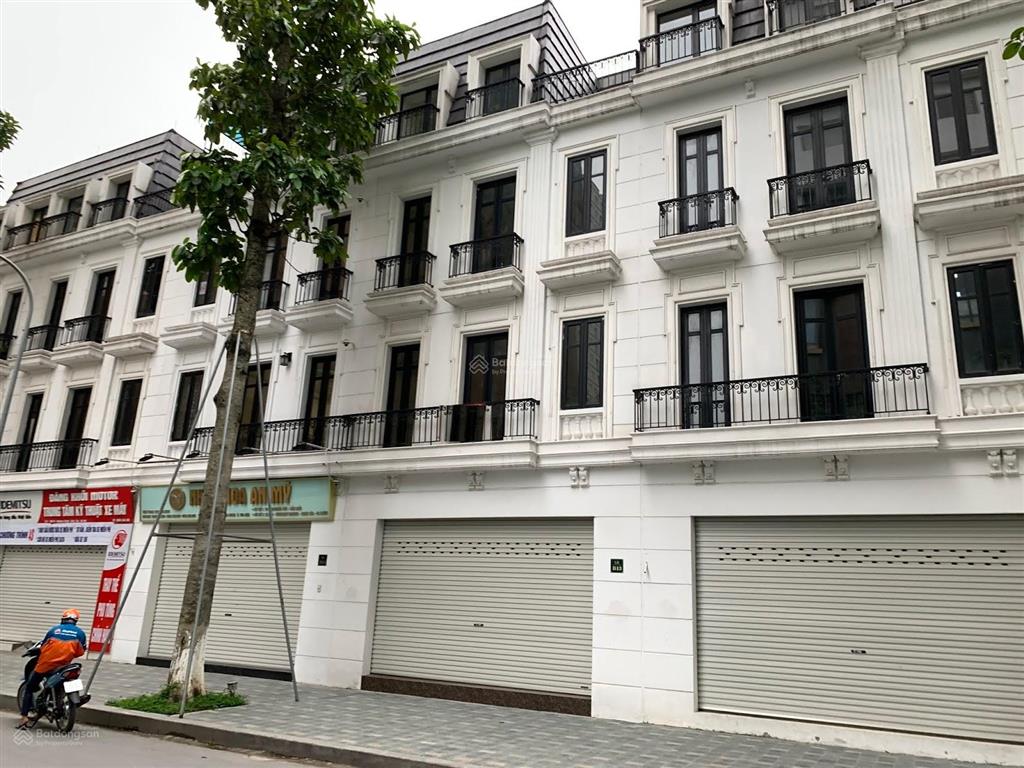 Cho thuê bt khu ngoại giao đoàn 240m² giá 48tr/tháng.  0906 239 ***