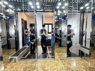 Bán nhà lô góc 7 tầng thang máy ô tô 2 mặt thoáng hồng tiến, long biên