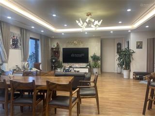 Chính chủ bán gấp 2 căn hộ đẹp nhất tại vinhomes d'capitale, giá tốt, nhà cực đẹp, sổ hồng lâu dài