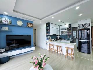Chính chủ bán gấp căn hộ 3pn tòa c6 vinhomes d'capitale, view hồ, full đồ đẹp, giá 11 tỷ, shld