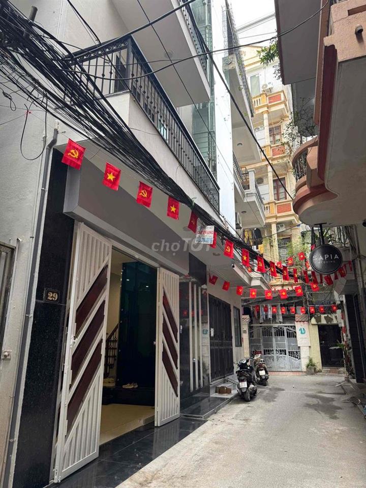 CHO THUÊ TẦNG 1 & TẦNG 2 – NHÀ MỚI 7 TẦNG – KHU VIP YÊN LÃNG, ĐỐNG ĐA,