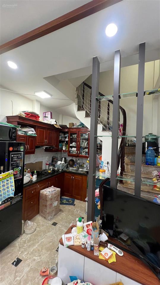 Bán nhà riêng 30m2 x 6t ngõ 105/325 kim ngưu, oto đỗ cửa, ngõ thông, giá 7,49 tỷ, giảm giá sâu