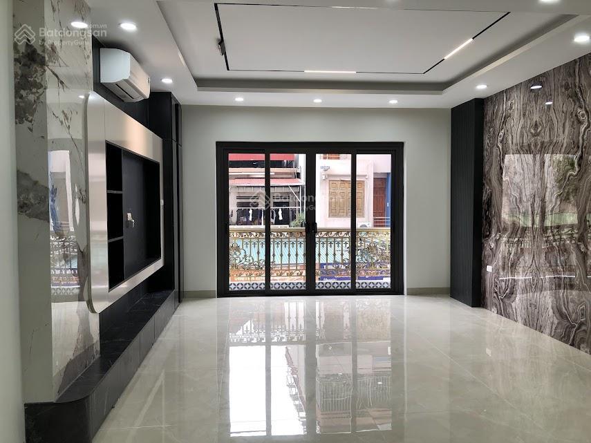 Bán nhà mặt phố bờ sông sét, 65m2x7t thang máy, oto vào nhà kd, buôn bán, vphòng cực tốt, 29,8 tỷ