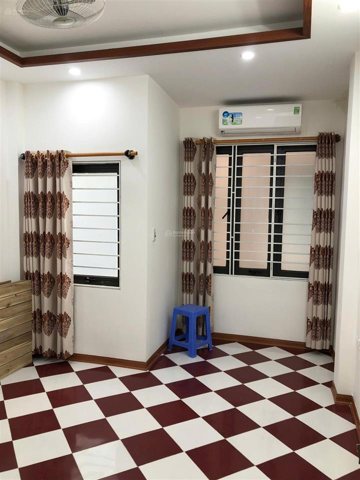 Bán nhà riêng 30m2 x 6t ngõ 105/325 kim ngưu, ô tô đỗ cửa, ngõ thông, giá 6,9 tỷ, giảm giá cực sâu