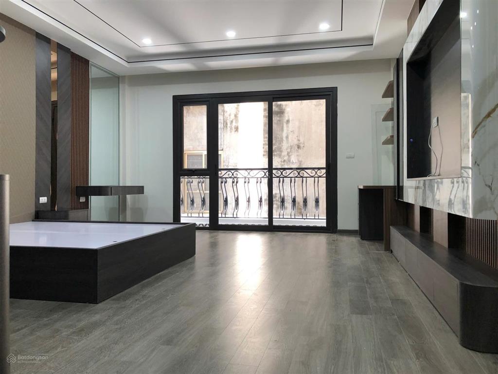Nhà riêng tại 143/74 nguyễn chính, hoàng mai, 55m2 x 6t thang máy, giá 13,8 tỷ vnd hàng cực hiếm