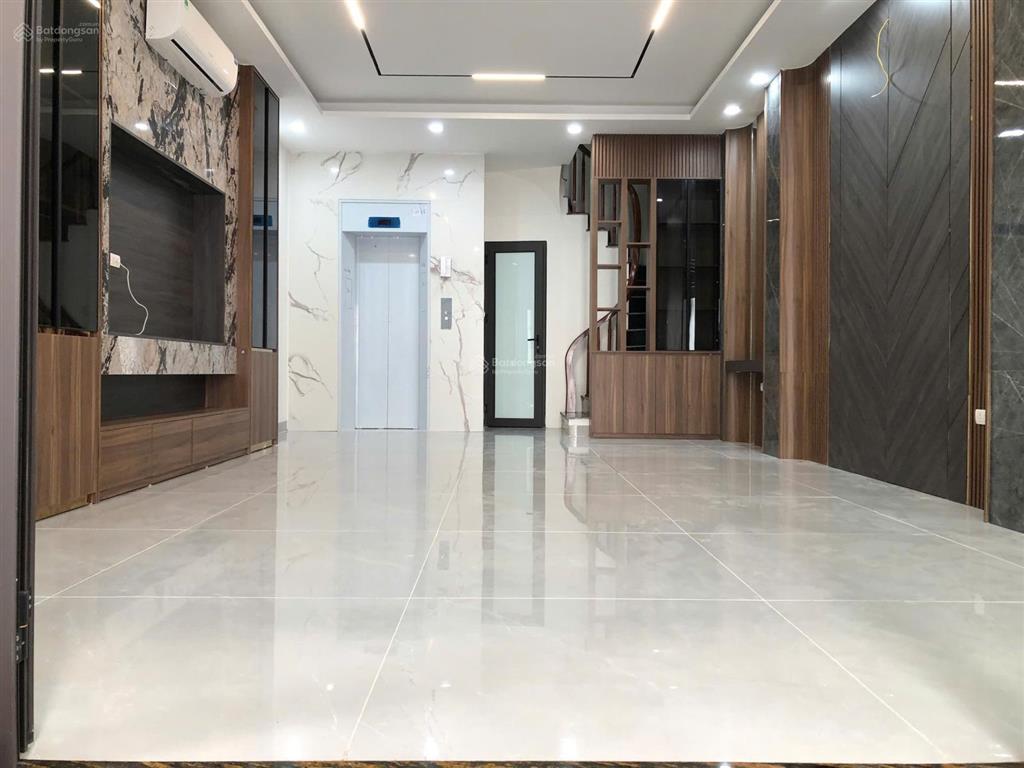Nhà riêng tại 143/74 nguyễn chính, hoàng mai, 55m2 x 6t thang máy, giá 13,8 tỷ vnd hàng cực hiếm