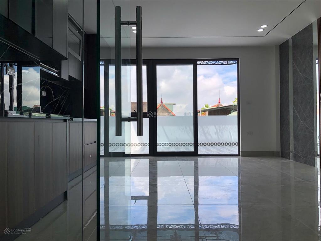 Nhà riêng tại 143/74 nguyễn chính, hoàng mai, 55m2 x 6t thang máy, giá 13,8 tỷ vnd hàng cực hiếm