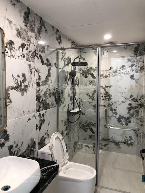 Bán nhà mặt phố bờ sông sét, 65m2x7t thang máy, oto vào nhà kd, buôn bán, vphòng cực tốt, 29,8 tỷ
